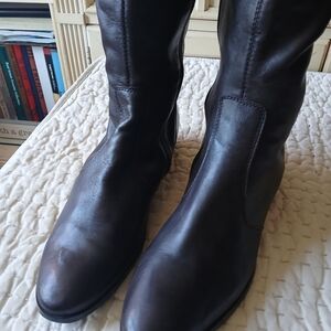 Boots' ( Botas)- MARC FISHER Tall